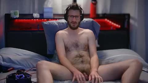 LeoBiggy online show from 02.25.25