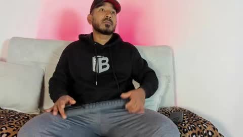 Snapshot of leocarter_ chatting on 07.19.26 leo online show from 07.19.26