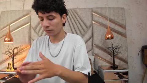 Leo online show from 02.22.26