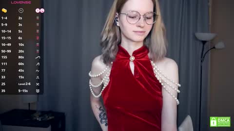 Hello Im Roxy Im just starting my journey here so lets get acquainted online show from 01.16.26