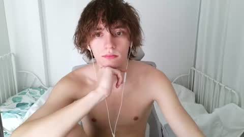 Snapshot of leon_heart666 chatting on 06.15.26 Leon online show from 06.15.26
