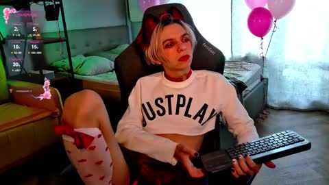 Leon online show from 02.09.25