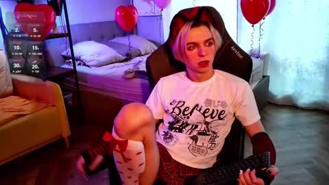 Leon online show from 02.15.25