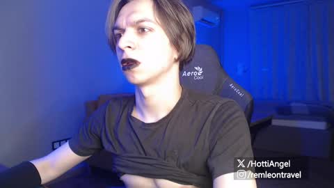 Leon online show from 03.31.26