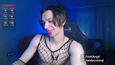 Leon online show from 04.22.26