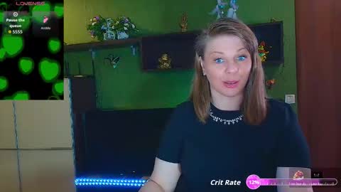 Snapshot of leona_tracie chatting on 03.05.26 Leona tracie online show from 03.05.26