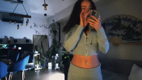 Leo online show from 04.19.26