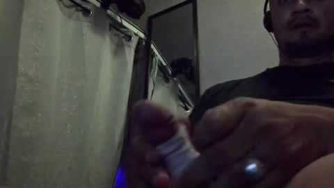 Snapshot of leonar0101 chatting on 12.15.24 leonar0101 online show from 12.15.24