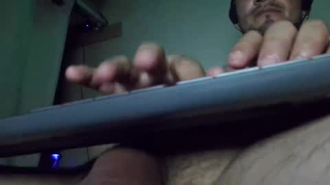 Snapshot of leonar0101 chatting on 12.21.24 leonar0101 online show from 12.21.24