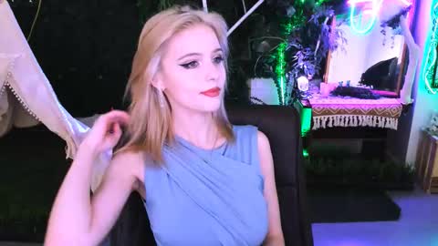 leonastone online show from 11.28.25