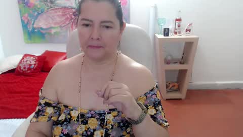 leonela   online show from 12.05.25