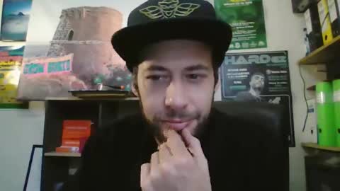 leonidascum online show from 12.23.25