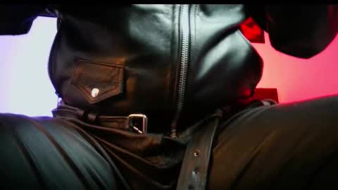 Lenardo jaramillo online show from 10.15.25