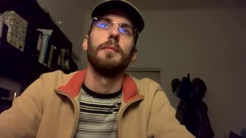 Snapshot of leonvampire chatting on 11.19.25 Leon online show from 11.19.25