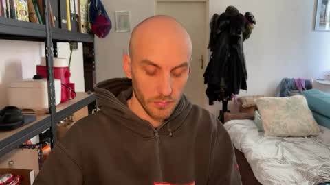 Leon online show from 01.08.26