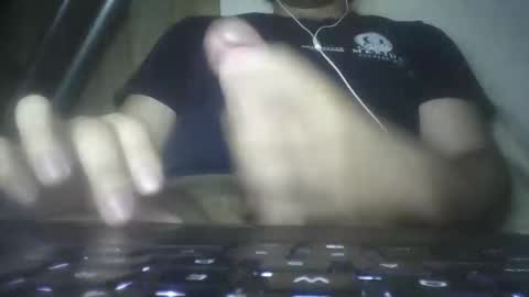 leoonel_95 online show from 02.25.26