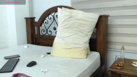 Leo online show from 11.28.25