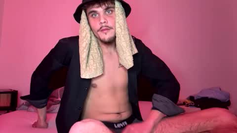 Snapshot of leosehenrot736234 chatting on 04.12.26 leosehenrot736234 online show from 04.12.26