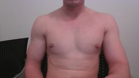 Snapshot of lesbianunicorn1 chatting on 01.14.26 lesbianunicorn1 online show from 01.14.26