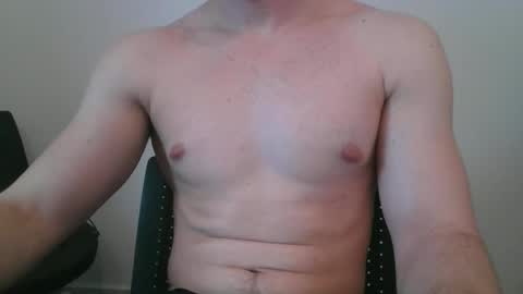 Snapshot of lesbianunicorn1 chatting on 02.16.26 lesbianunicorn1 online show from 02.16.26