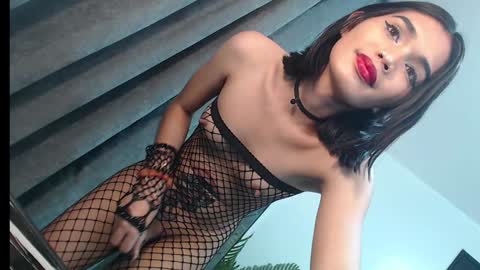 Snapshot of lesi_trisha chatting on 02.06.25 Trisha18 online show from 02.06.25