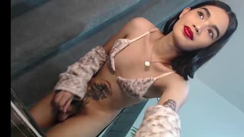 Snapshot of lesi_trisha chatting on 03.06.25 Trisha18 online show from 03.06.25