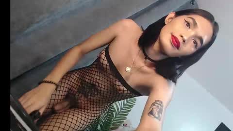 Snapshot of lesi_trisha chatting on 03.09.25 Trisha18 online show from 03.09.25