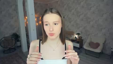Snapshot of lesigrace chatting on 06.10.26 Sanem online show from 06.10.26
