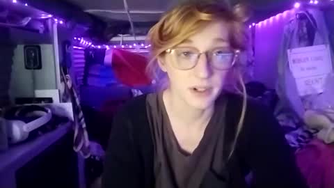 Snapshot of lesleygumgrass chatting on 02.14.25 LesleyGumGrass- The Boring Trans girl online show from 02.14.25
