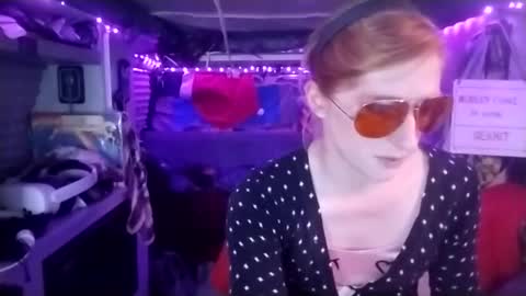 Snapshot of lesleygumgrass chatting on 02.15.25 LesleyGumGrass- The Boring Trans girl online show from 02.15.25