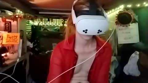 Snapshot of lesleygumgrass chatting on 11.12.25 LesleyGumGrass- The Boring Trans girl online show from 11.12.25