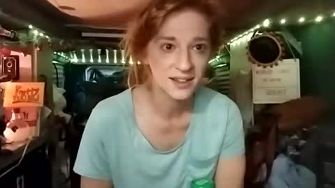 Snapshot of lesleygumgrass chatting on 11.22.25 LesleyGumGrass- The Boring Trans girl online show from 11.22.25