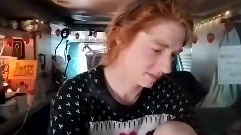 Snapshot of lesleygumgrass chatting on 02.13.26 LesleyGumGrass- The Boring Trans girl online show from 02.13.26