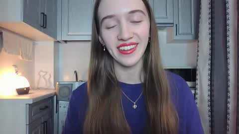  LESLIE   online show from 09.29.25