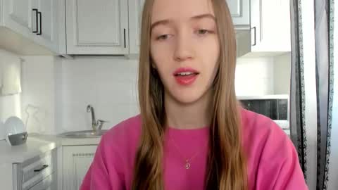  LESLIE   online show from 11.23.25