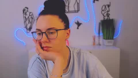 lesly_chilli online show from 02.07.26