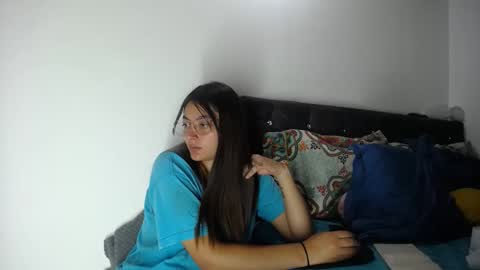 lessliee online show from 12.06.24