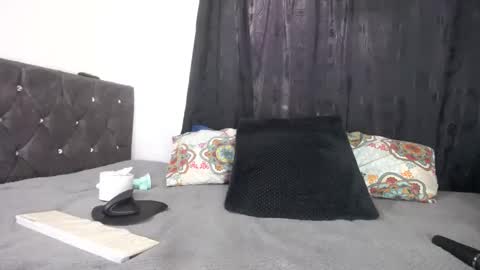 lessliee online show from 12.13.24