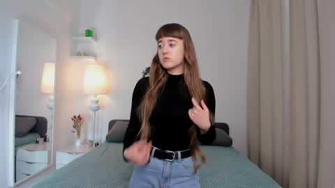 Snapshot of lessy_lendl chatting on 02.23.26 Juliet online show from 02.23.26