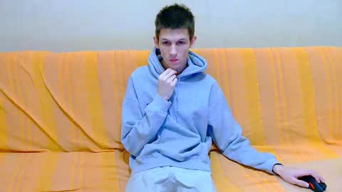 lester_broo online show from 02.12.26