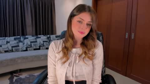 Snapshot of lesya_krutalevich chatting on 04.24.26 lesya krutalevich online show from 04.24.26