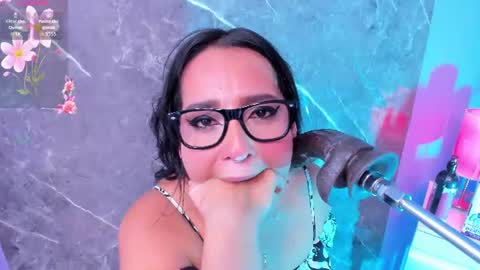 Snapshot of leticia__lyn chatting on 07.11.26 leticia online show from 07.11.26