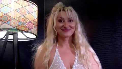 Snapshot of leticiareys chatting on 03.06.26 leticiareys online show from 03.06.26