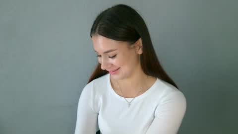 Emily online show from 09.11.25