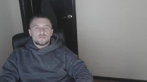 Snapshot of lev1ngston chatting on 12.29.24 lev1ngston online show from 12.29.24