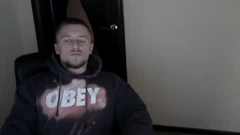 Snapshot of lev1ngston chatting on 12.30.24 lev1ngston online show from 12.30.24