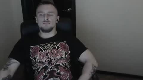 Snapshot of lev1ngston chatting on 01.08.25 lev1ngston online show from 01.08.25