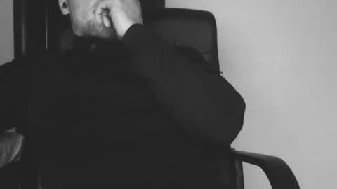 Snapshot of lev1ngston chatting on 09.15.25 lev1ngston online show from 09.15.25