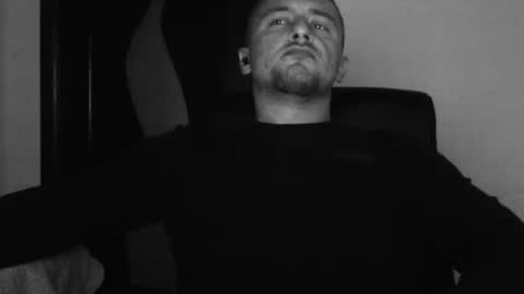 Snapshot of lev1ngston chatting on 09.23.25 lev1ngston online show from 09.23.25