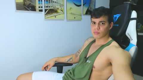 Snapshot of levelingg chatting on 02.09.25 levelingg online show from 02.09.25